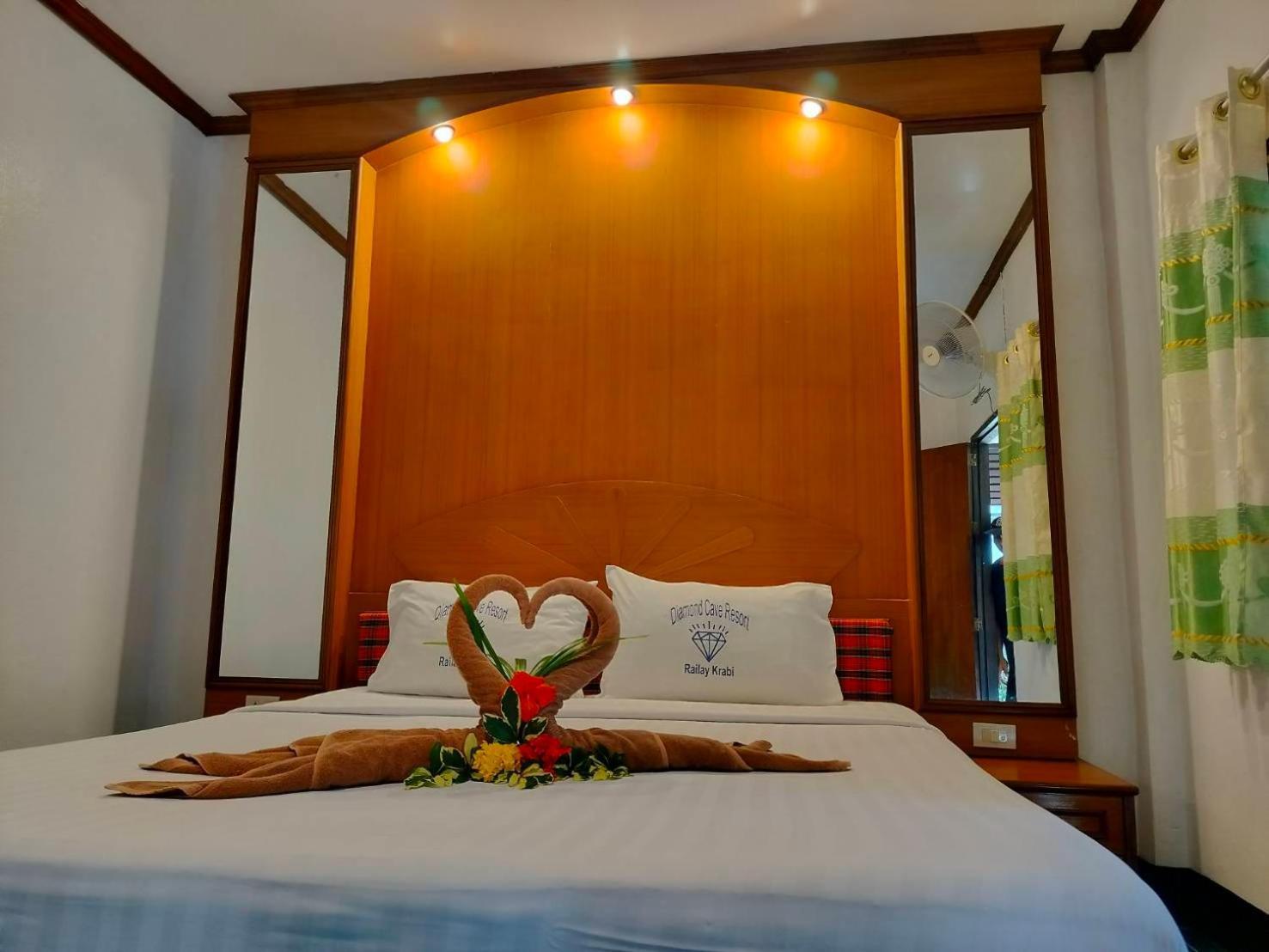 Diamond Cave Resort Bãi biển Railay Phòng bức ảnh